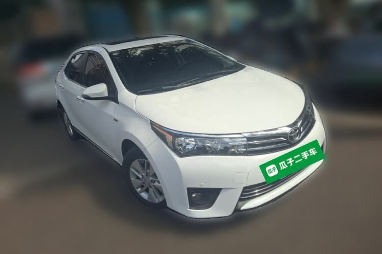 Used Toyota Corolla 2014 1.6L CVT GL-i Front Right 45 Deg