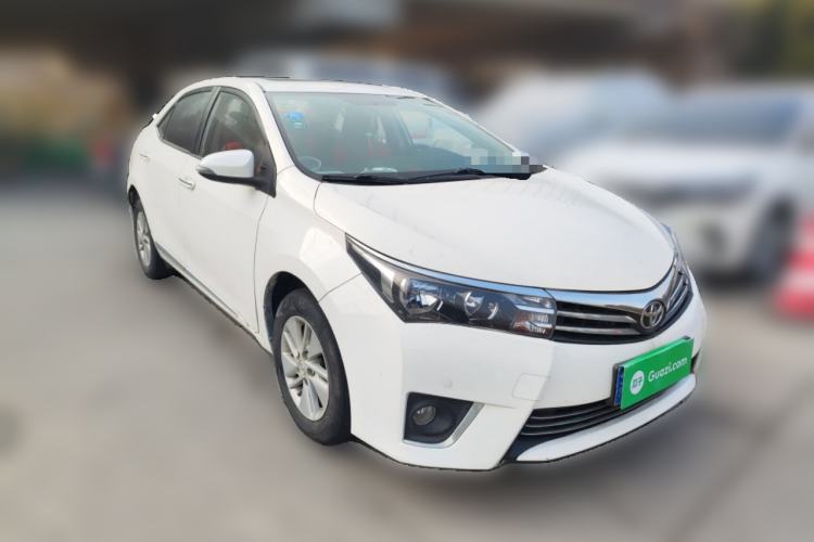 Used Toyota Corolla 2014 1.6L CVT GL-i Front Right 45 Deg