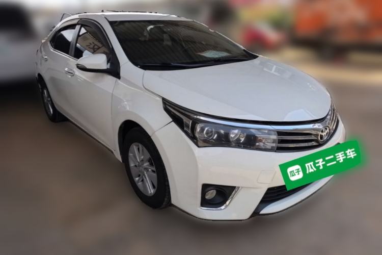 Used Toyota Corolla 2014 1.6L CVT GL Front Right 45 Deg