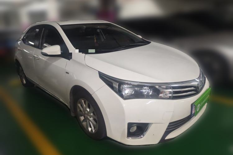 Used Toyota Corolla 2014 1.6L CVT GL-i Leather Edition Front Right 45 Deg