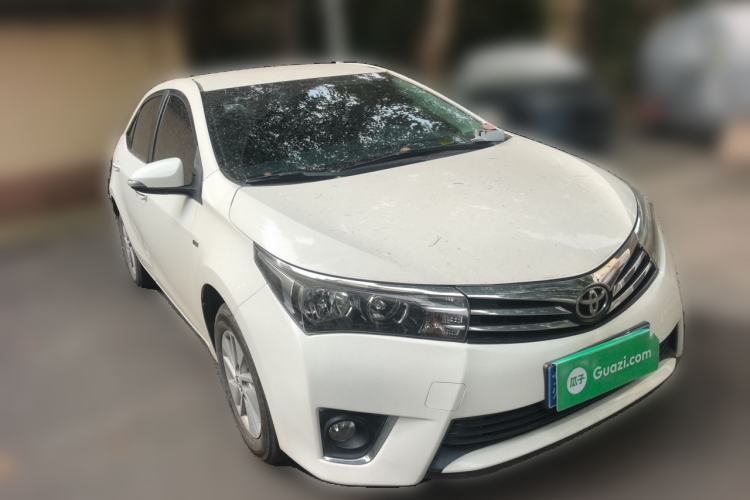 Used Toyota Corolla 2014 1.6L CVT GL Front Right 45 Deg