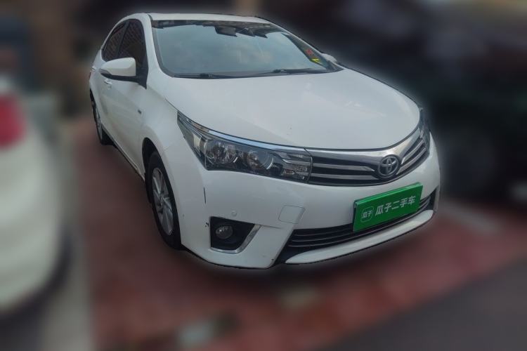 Used Toyota Corolla 2014 1.6L CVT GL-i Front Right 45 Deg