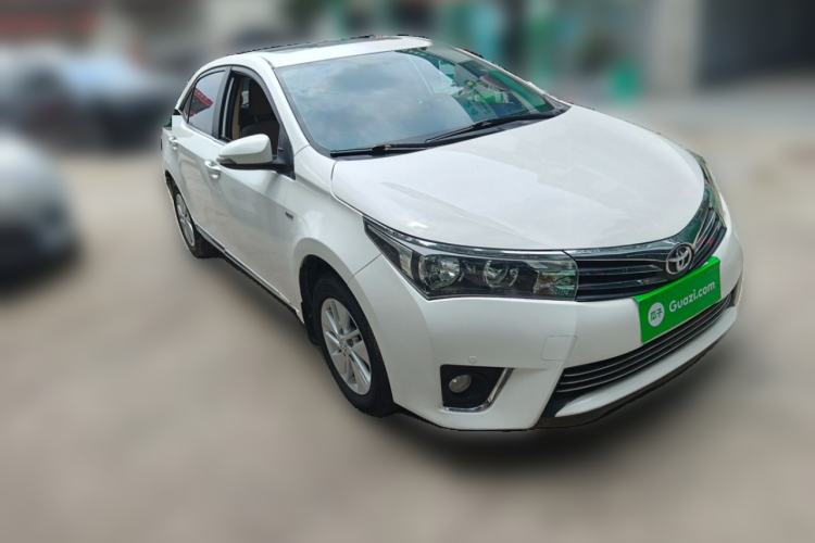 Used Toyota Corolla 2014 1.6L CVT GL-i Front Right 45 Deg