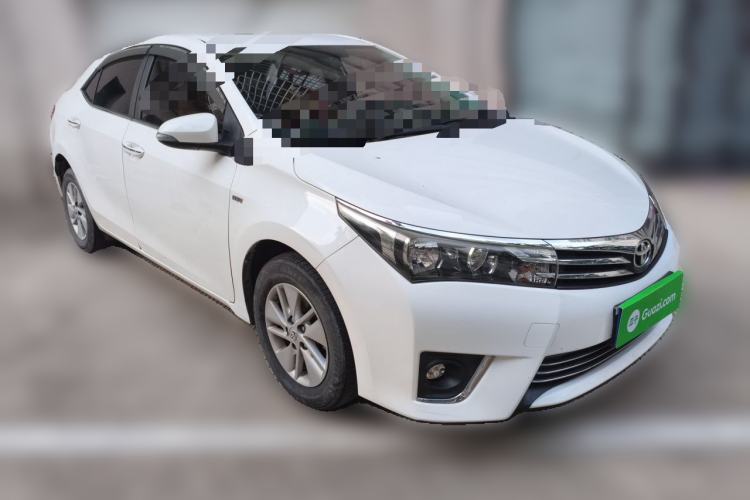 Used Toyota Corolla 2014 1.6L CVT GL Front Right 45 Deg
