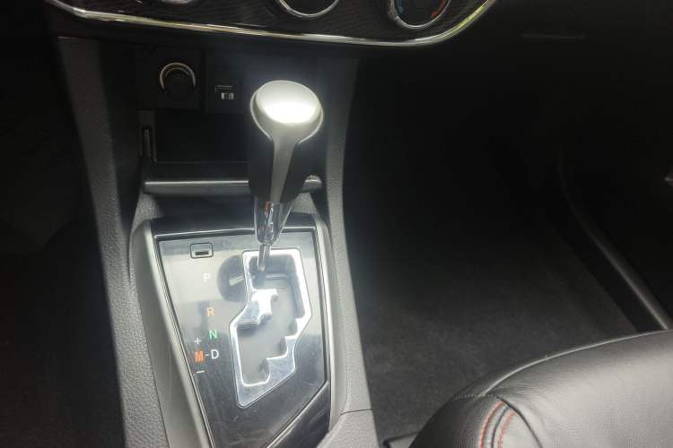 Used Toyota Corolla 2014 1.6L CVT GL-i Gear Lever