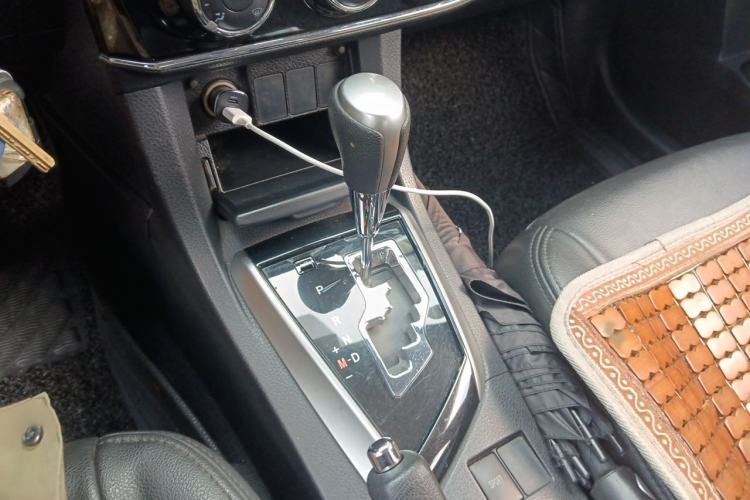 Used Toyota Corolla 2014 1.6L CVT GL Gear Lever
