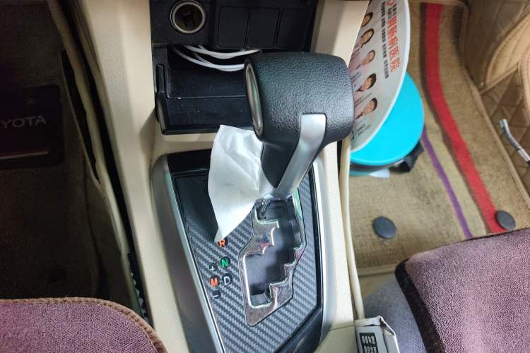 Used Toyota Corolla 2014 1.6L CVT GL Gear Lever
