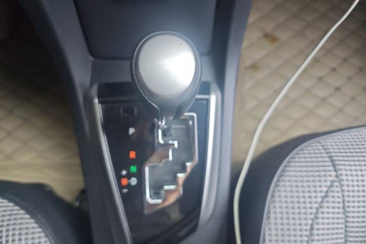 Used Toyota Corolla 2014 1.6L CVT GL Gear Lever