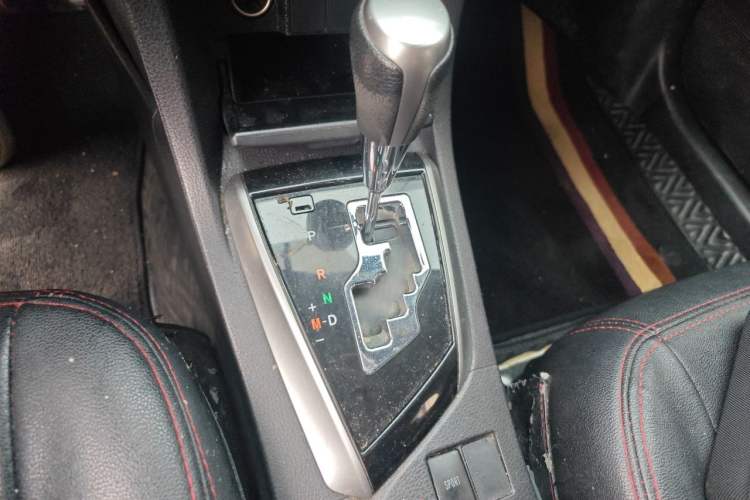 Used Toyota Corolla 2014 1.6L CVT GL Gear Lever
