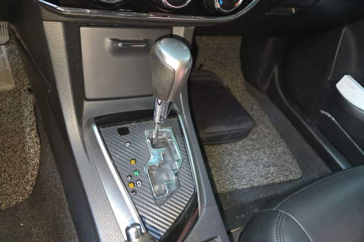 Used Toyota Corolla 2014 1.6L CVT GL Gear Lever