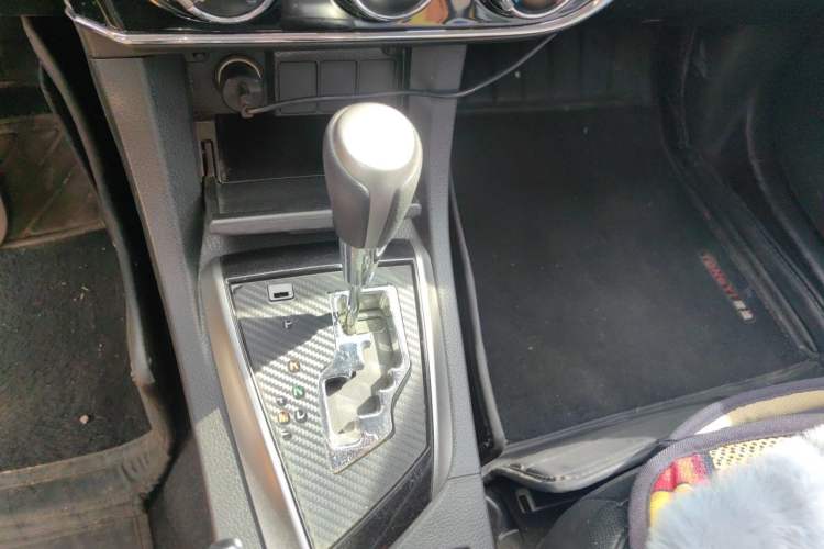 Used Toyota Corolla 2014 1.6L CVT GL Gear Lever