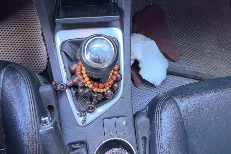 Used Toyota Corolla 2014 1.6L Manual GL Gear Lever