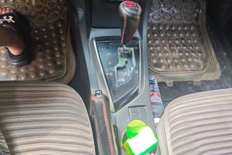 Used Toyota Corolla 2014 1.6L CVT GL Gear Lever