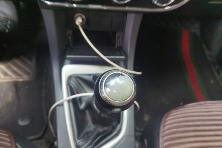 Used Toyota Corolla 2014 1.6L Manual GL Gear Lever