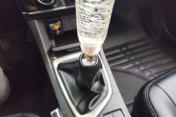 Used Toyota Corolla 2014 1.6L Manual GL Gear Lever