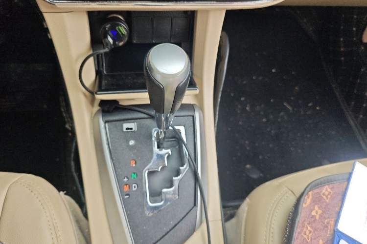 Used Toyota Corolla 2014 1.6L CVT GL Gear Lever