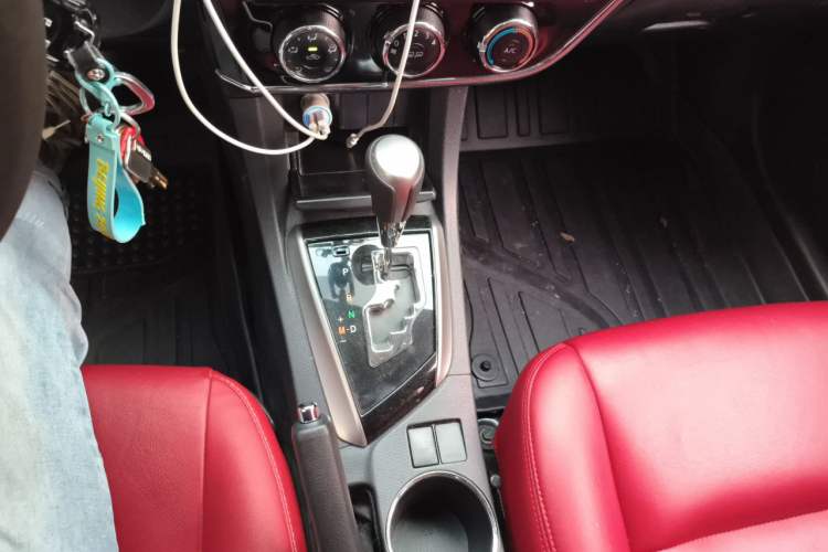 Used Toyota Corolla 2014 1.6L CVT GL Gear Lever