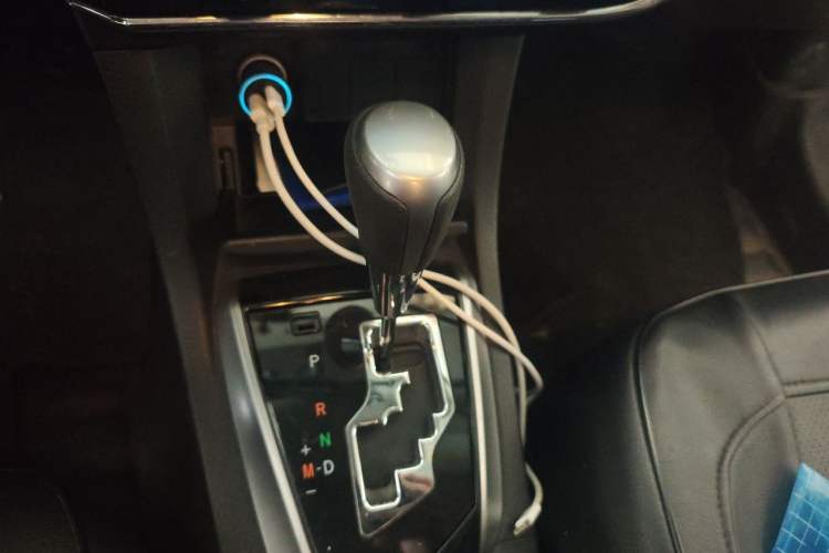 Used Toyota Corolla 2014 1.6L CVT GL Gear Lever