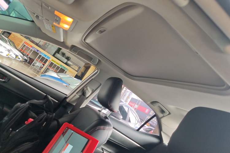Used Toyota Corolla 2014 1.6L CVT GL-i Headliner