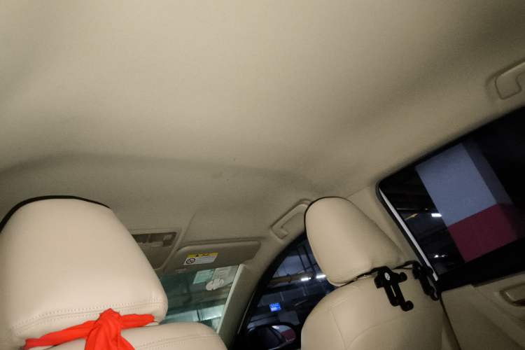 Used Toyota Corolla 2014 1.6L CVT GL Headliner