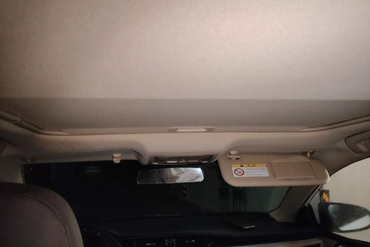 Used Toyota Corolla 2014 1.6L CVT GLX-i Headliner