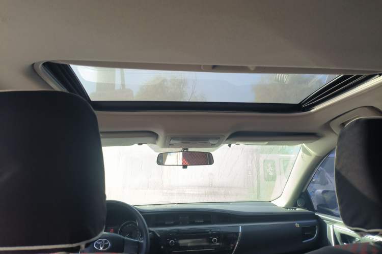 Used Toyota Corolla 2014 1.6L CVT GL-i Headliner