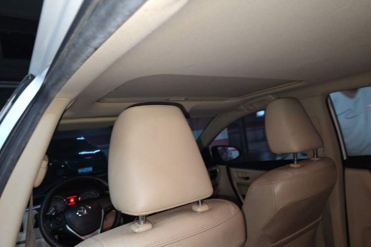 Used Toyota Corolla 2014 1.6L Manual GL-i Leather Edition Headliner