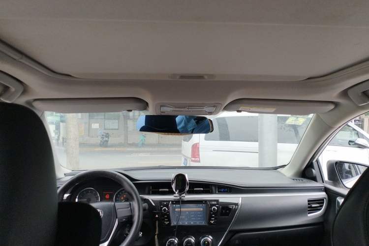 Used Toyota Corolla 2014 1.6L CVT GL-i Leather Edition Headliner