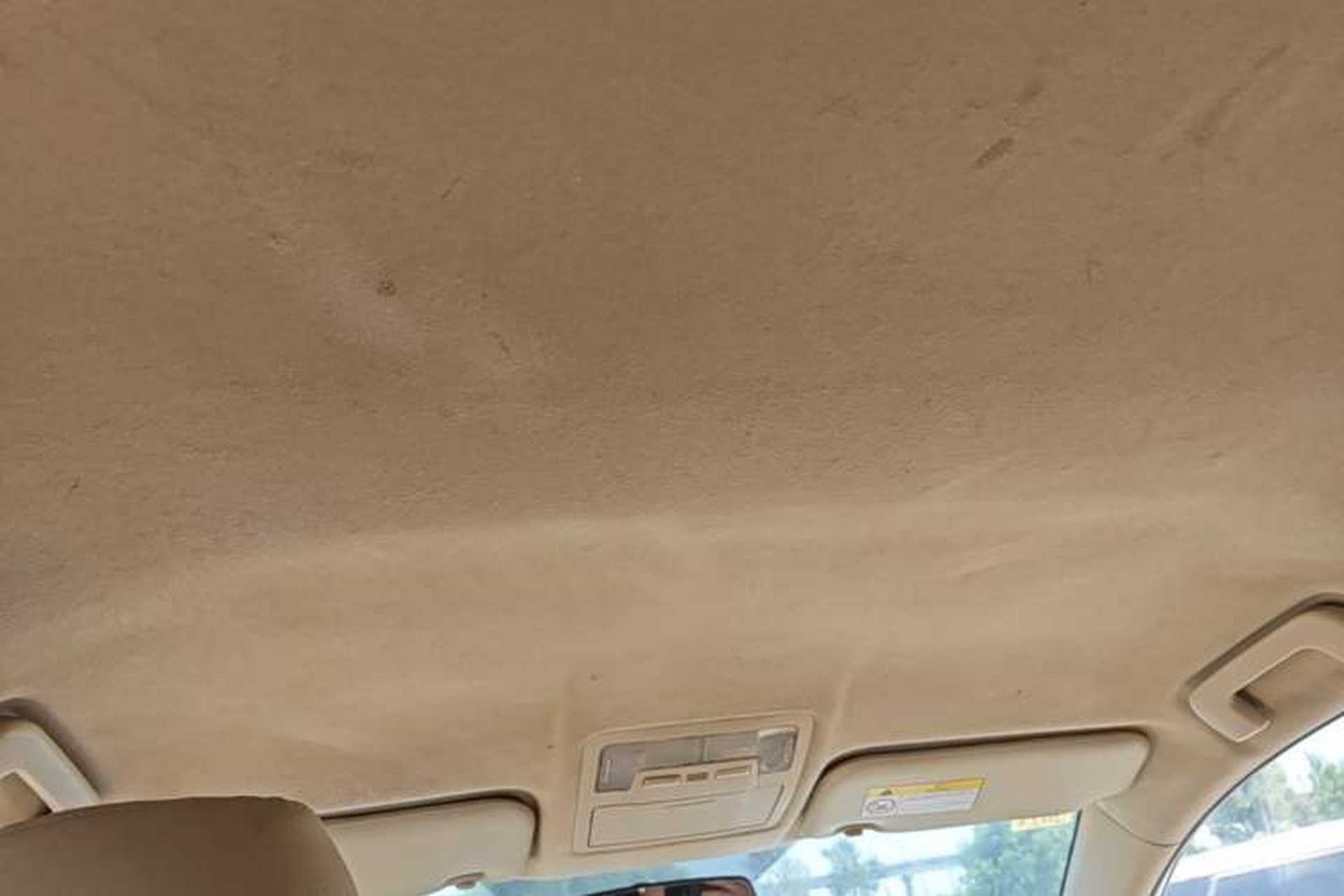 Used Toyota Corolla 2014 1.6L CVT GL Headliner