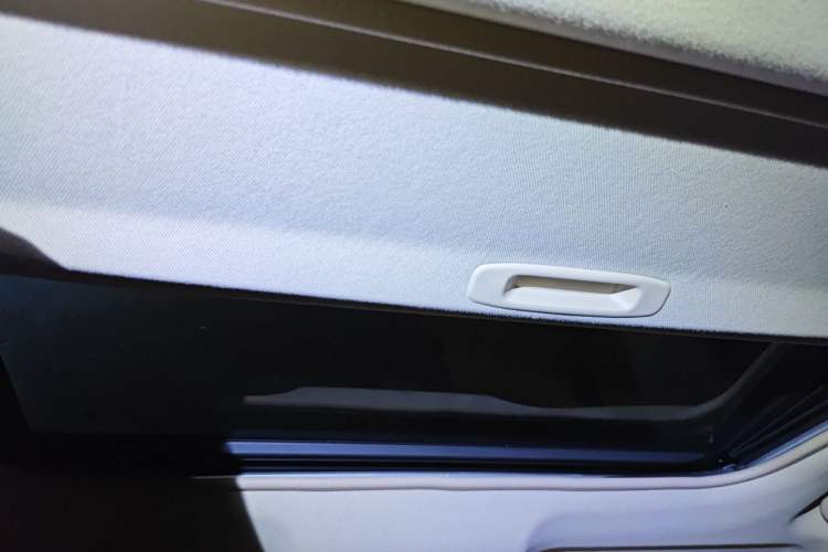 Used Toyota Corolla 2014 1.6L CVT GL-i Leather Edition Headliner