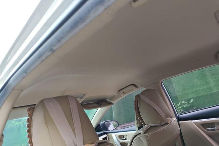 Used Toyota Corolla 2014 1.6L CVT GL Headliner