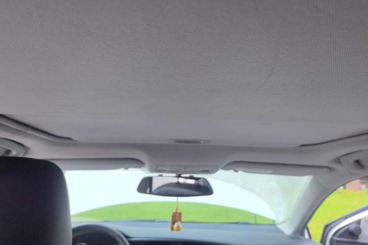 Used Toyota Corolla 2014 1.6L CVT GL-i Leather Edition Headliner