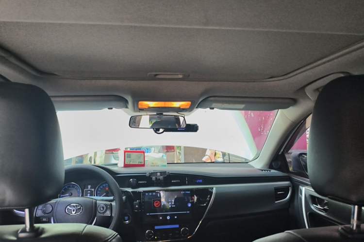 Used Toyota Corolla 2014 1.8L CVT GLX-i Headliner