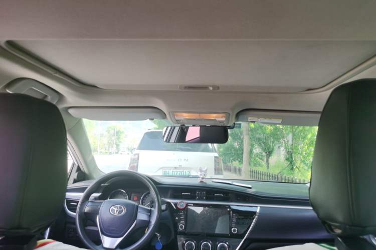 Used Toyota Corolla 2014 1.6L CVT GL-i Headliner