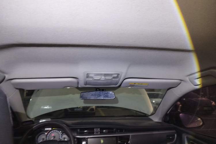 Used Toyota Corolla 2014 1.6L CVT GL Headliner