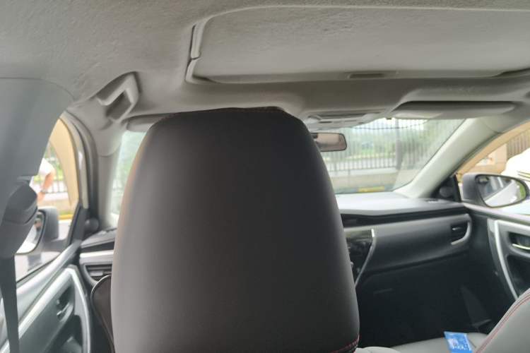 Used Toyota Corolla 2014 1.6L CVT GL-i Headliner