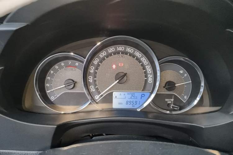 Used Toyota Corolla 2014 1.6L CVT GL Instrument Cluster