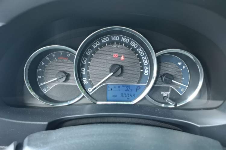 Used Toyota Corolla 2014 1.6L CVT GL Instrument Cluster