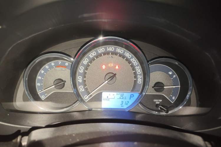 Used Toyota Corolla 2014 1.6L CVT GL Instrument Cluster