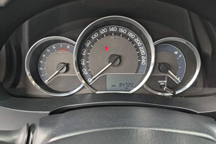 Used Toyota Corolla 2014 1.6L CVT GL Instrument Cluster