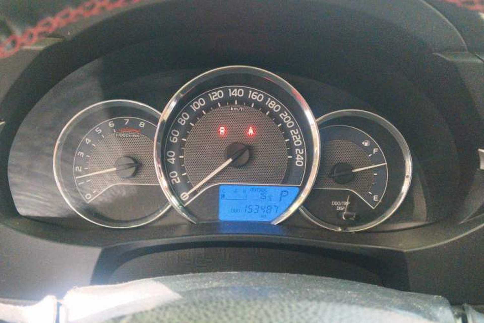 Used Toyota Corolla 2014 1.6L CVT GL Instrument Cluster