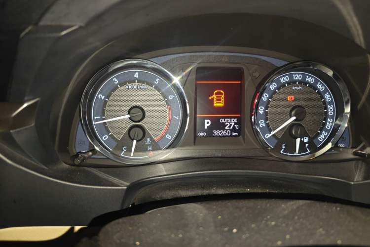 Used Toyota Corolla 2014 1.6L CVT GL-i Instrument Cluster
