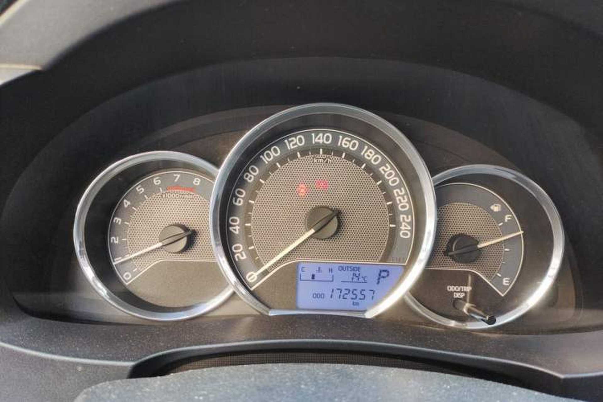 Used Toyota Corolla 2014 1.6L CVT GL Instrument Cluster