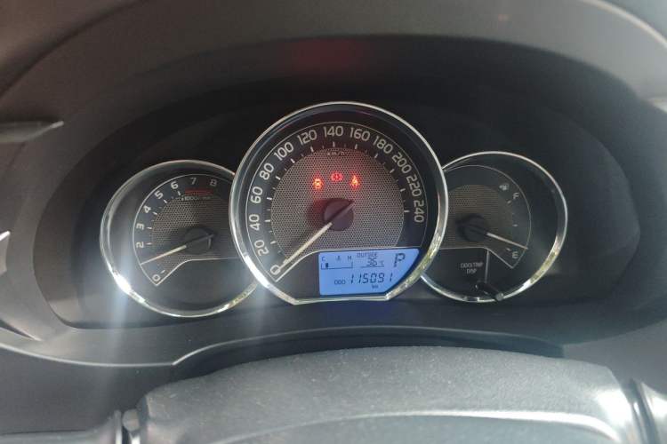 Used Toyota Corolla 2014 1.6L CVT GL Instrument Cluster