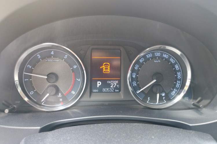 Used Toyota Corolla 2014 1.6L CVT GL-i Leather Edition Instrument Cluster