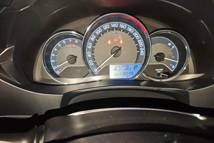 Used Toyota Corolla 2014 1.6L CVT GL Instrument Cluster