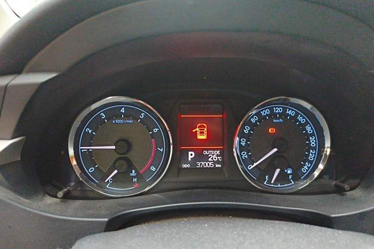 Used Toyota Corolla 2014 1.6L CVT GLX-i Instrument Cluster
