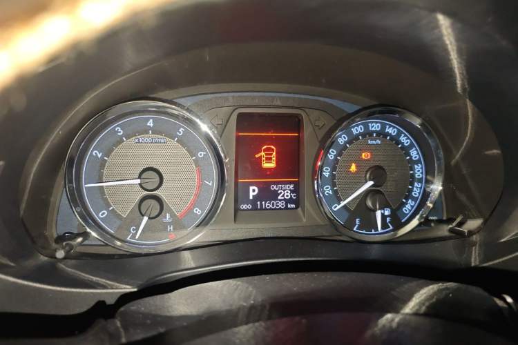 Used Toyota Corolla 2014 1.6L CVT GL-i Instrument Cluster