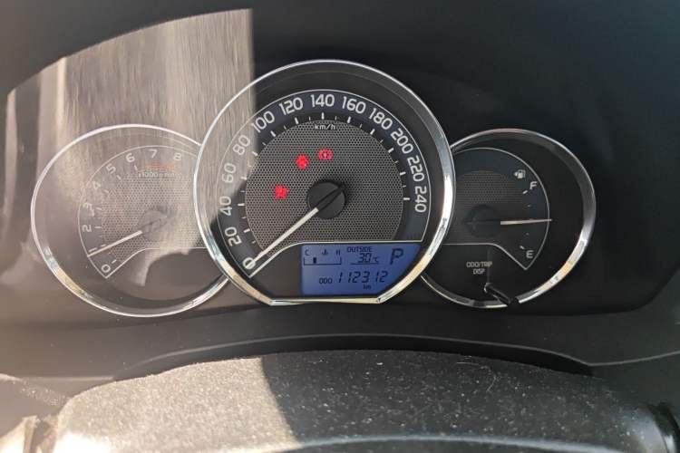 Used Toyota Corolla 2014 1.6L CVT GL Instrument Cluster