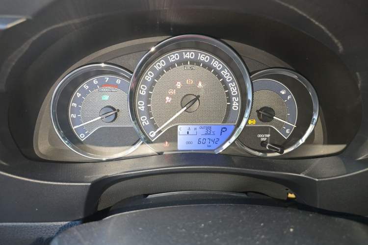 Used Toyota Corolla 2014 1.6L CVT GL Instrument Cluster